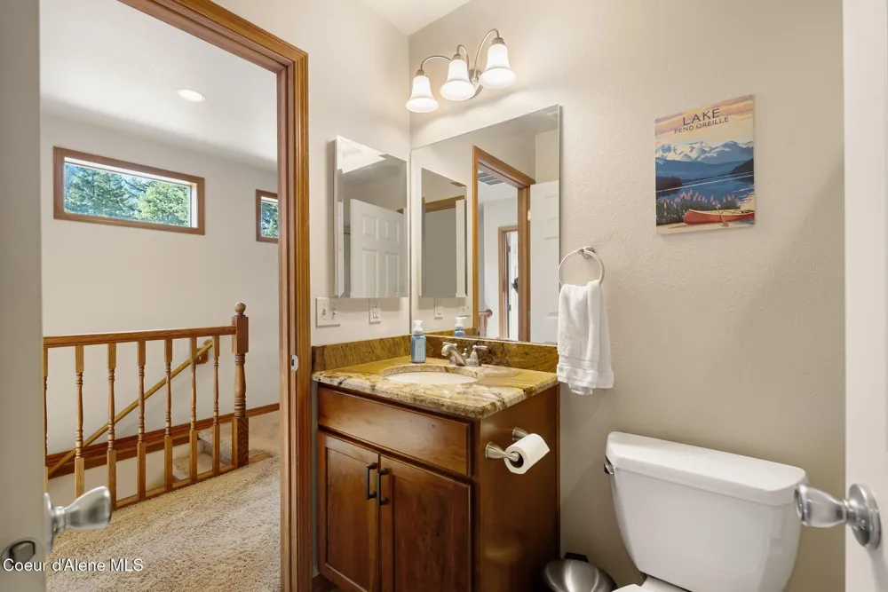 21 Midlake Drive Sagle, ID 83860