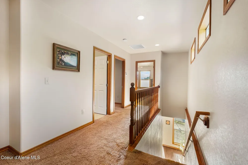 21 Midlake Drive Sagle, ID 83860