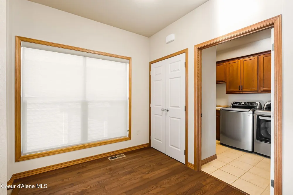 21 Midlake Drive Sagle, ID 83860