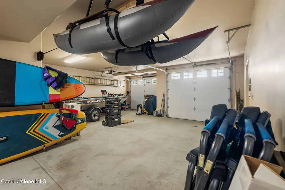 21 Midlake Drive Sagle, ID 83860