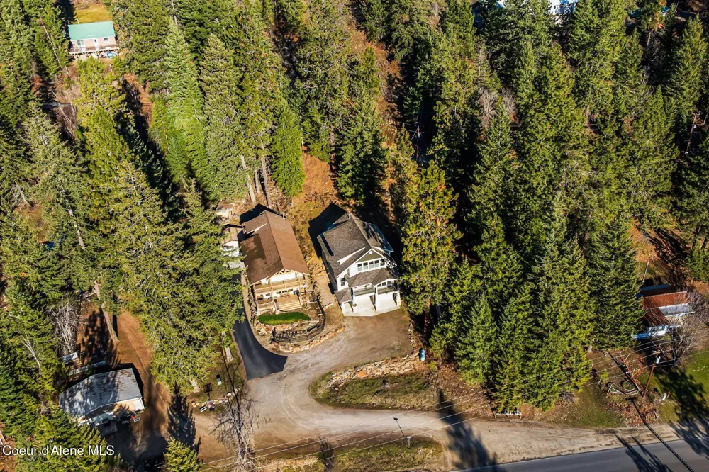 21 Midlake Drive Sagle, ID 83860