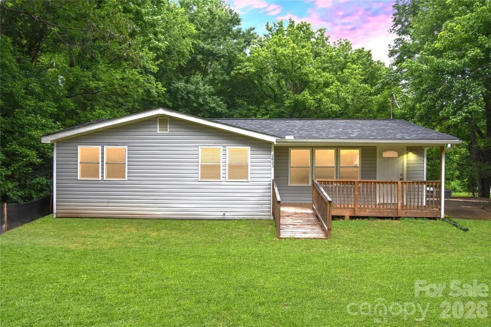 2823 JT Posse Drive Claremont, NC 28610