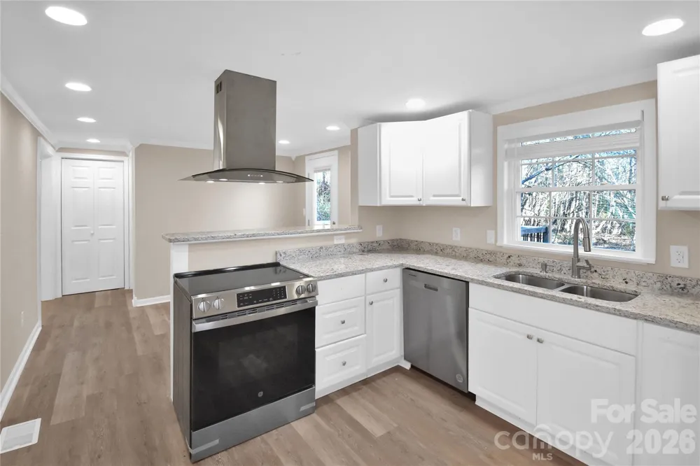 2823 JT Posse Drive Claremont, NC 28610