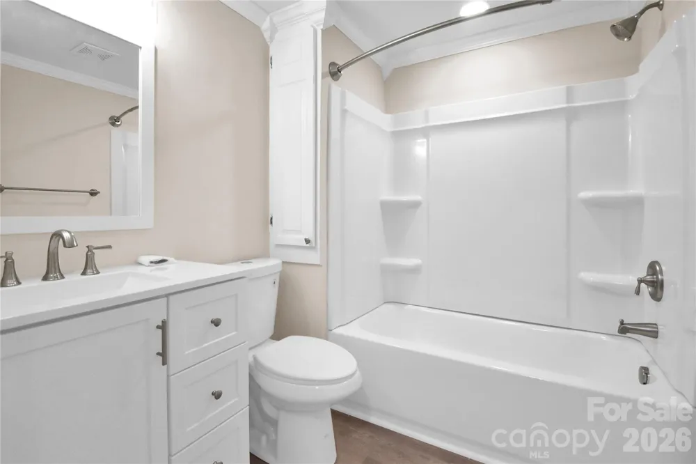 2823 JT Posse Drive Claremont, NC 28610