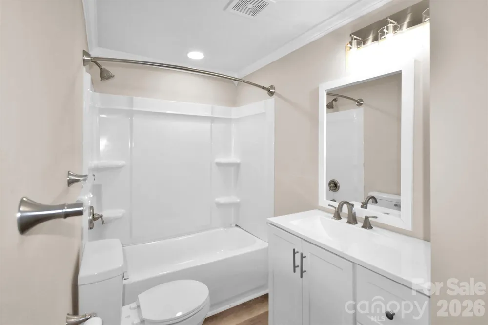 2823 JT Posse Drive Claremont, NC 28610