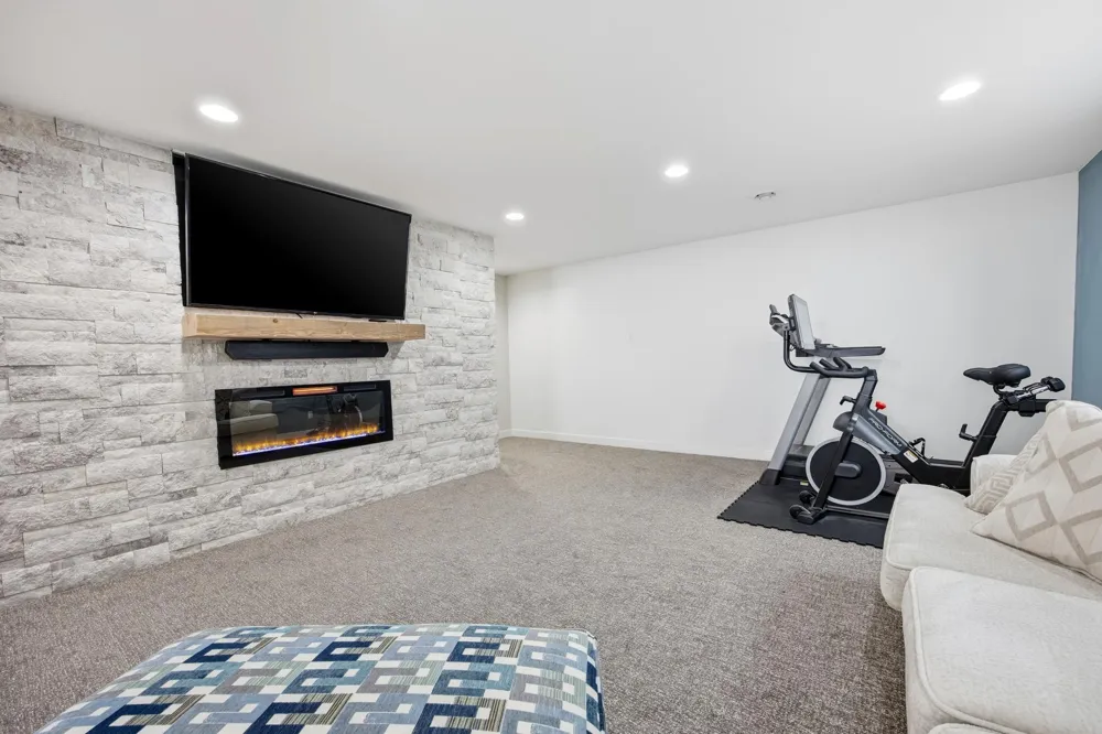 544 Leonard Street Hawley, MN 56549