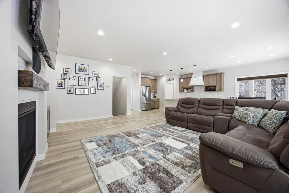 544 Leonard Street Hawley, MN 56549