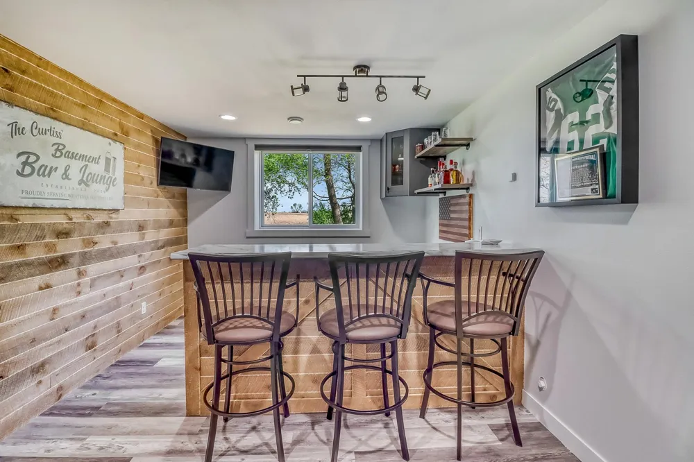 544 Leonard Street Hawley, MN 56549