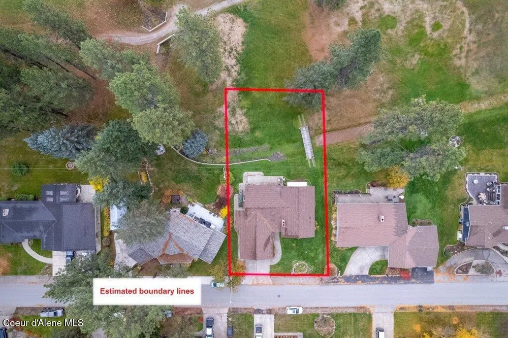 301 Woodland Drive Pinehurst, ID 83850