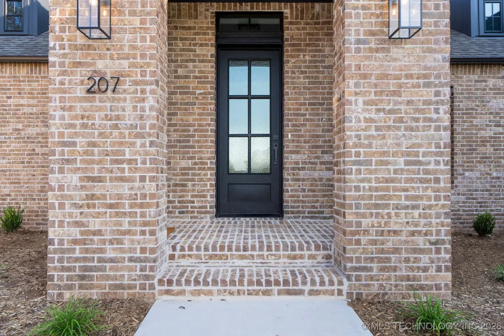 207 W 172nd Street S Mounds, OK 74047
