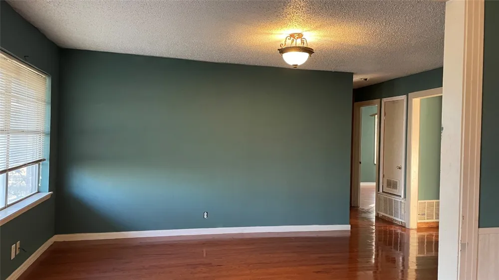 909 Fannin Street Nocona, TX 76255