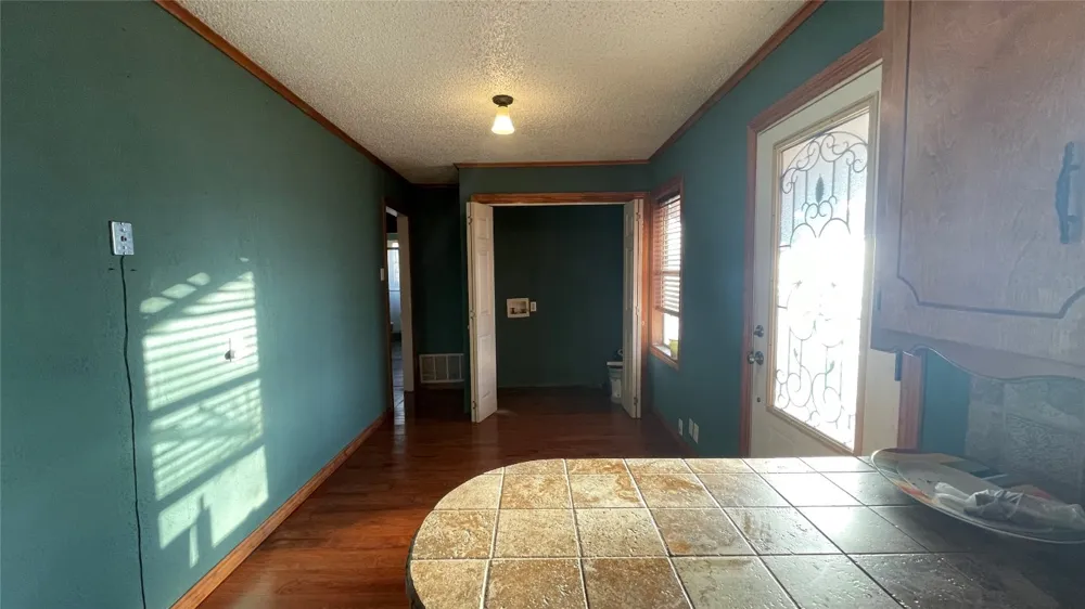 909 Fannin Street Nocona, TX 76255