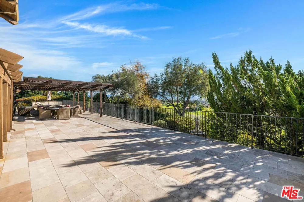 2975 Calle Bonita Santa Ynez, CA 93460