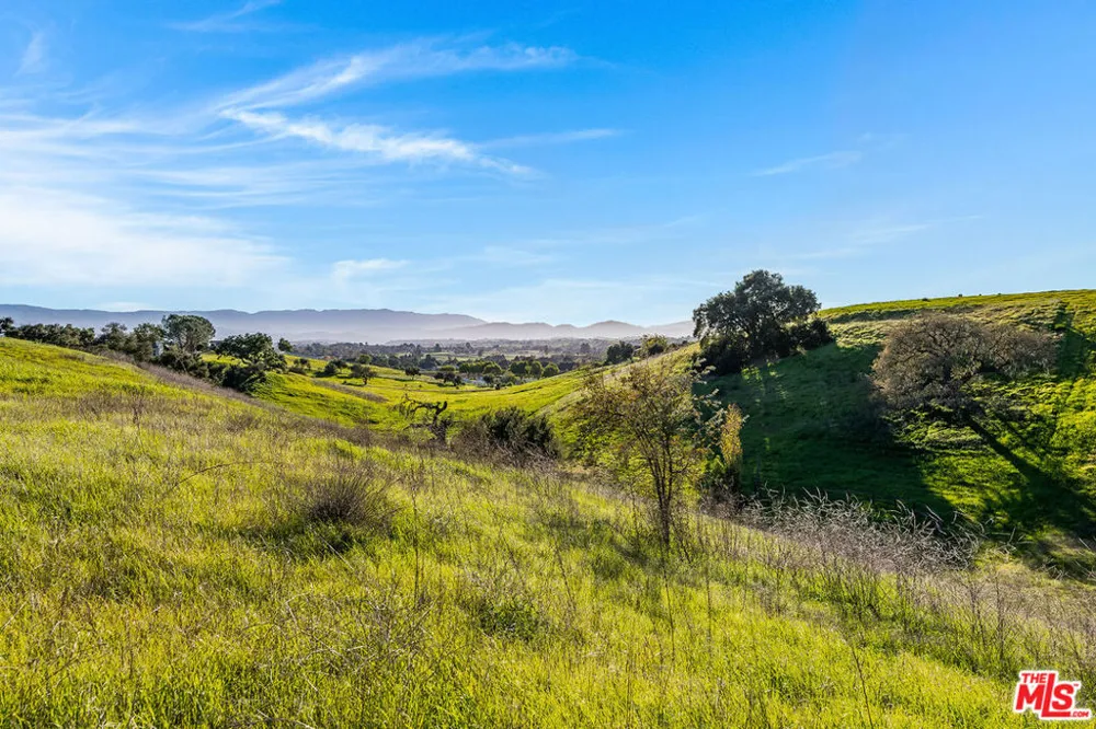 2975 Calle Bonita Santa Ynez, CA 93460
