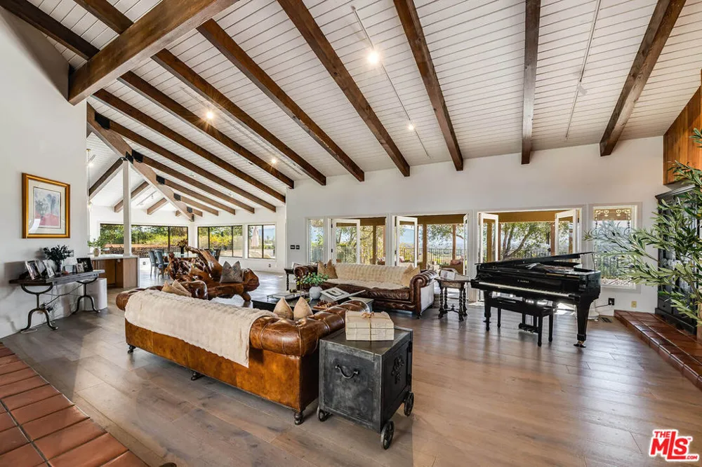 2975 Calle Bonita Santa Ynez, CA 93460