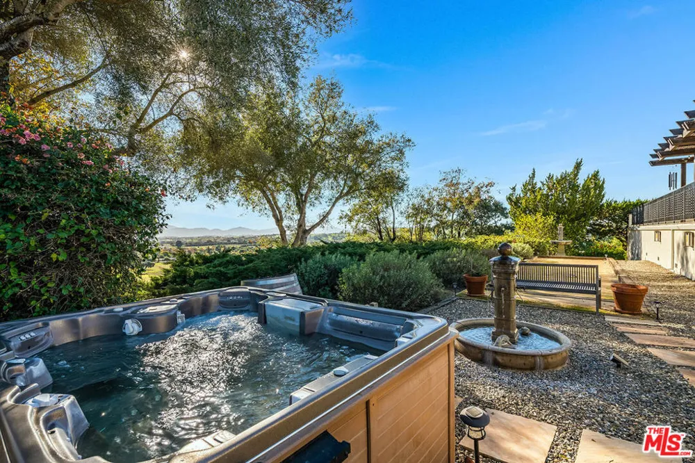 2975 Calle Bonita Santa Ynez, CA 93460