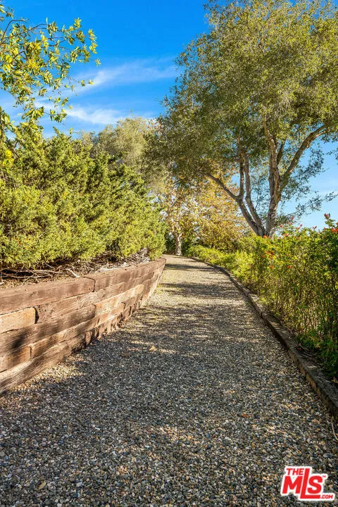 2975 Calle Bonita Santa Ynez, CA 93460
