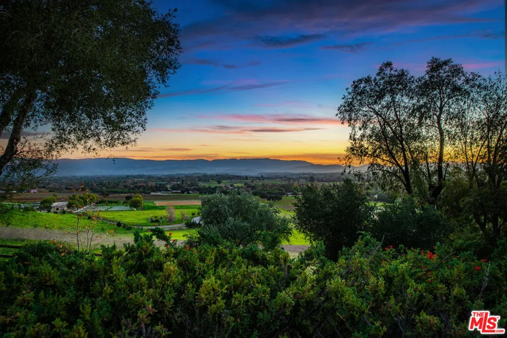 2975 Calle Bonita Santa Ynez, CA 93460
