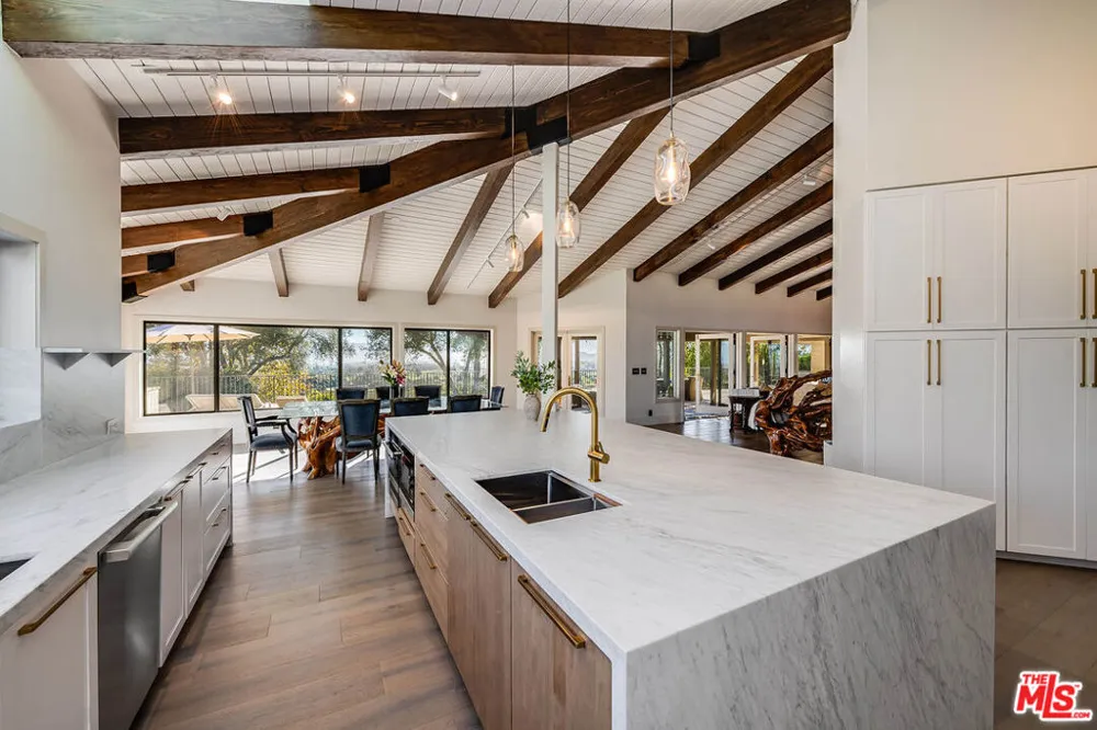 2975 Calle Bonita Santa Ynez, CA 93460