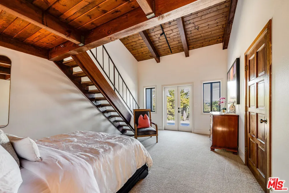 2975 Calle Bonita Santa Ynez, CA 93460