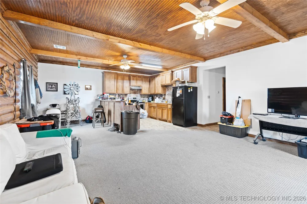 8100 Wainwright Road Oktaha, OK 74450