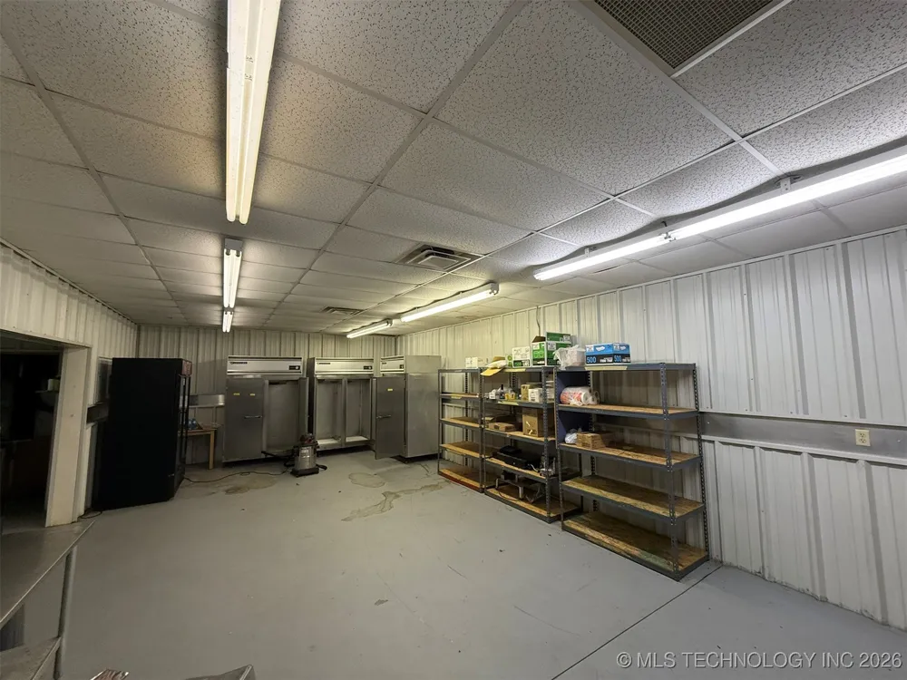 8100 Wainwright Road Oktaha, OK 74450
