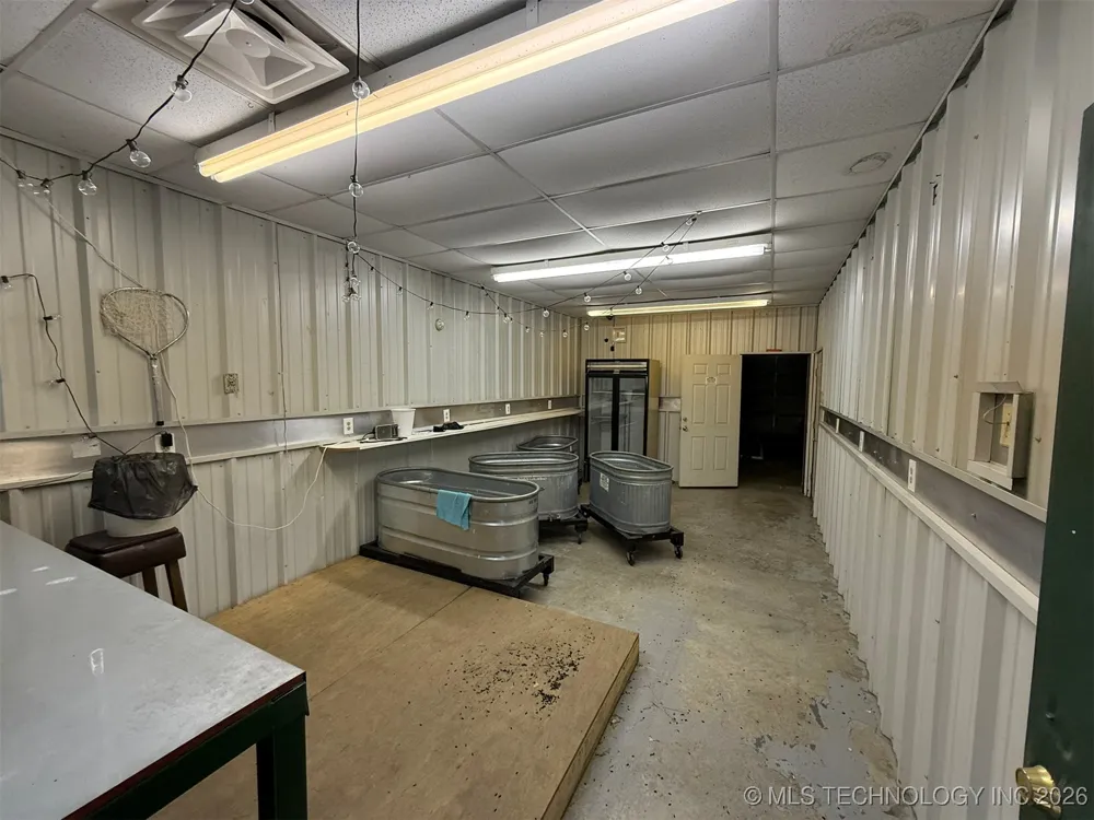 8100 Wainwright Road Oktaha, OK 74450