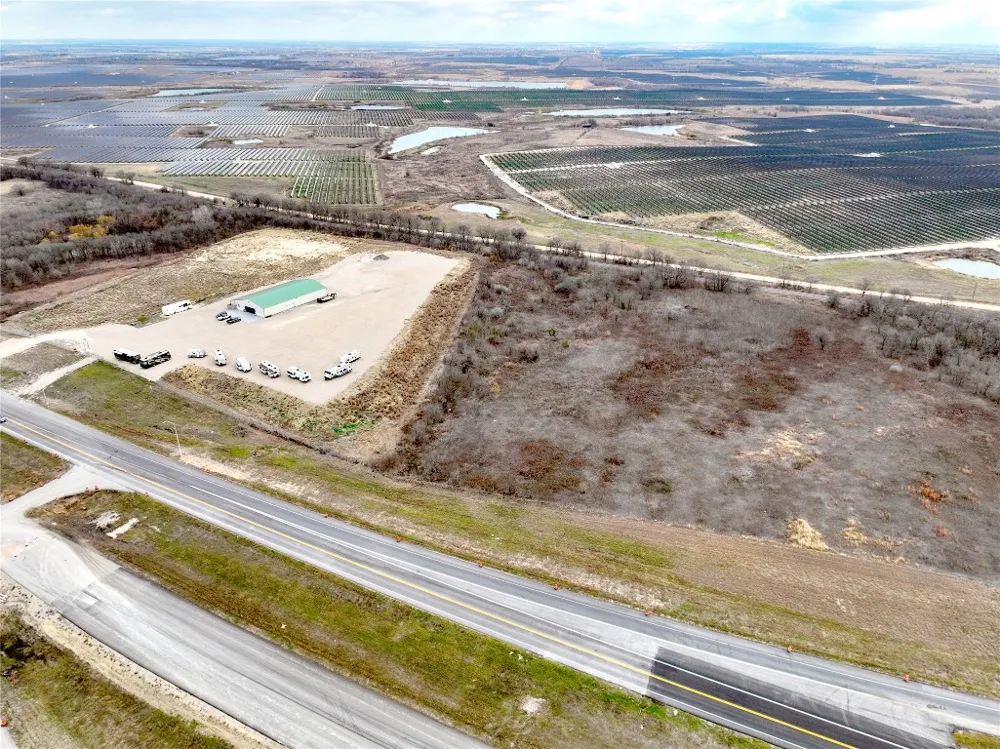E US 190 Rogers, TX 76569
