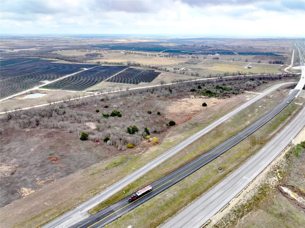 E US 190 Rogers, TX 76569