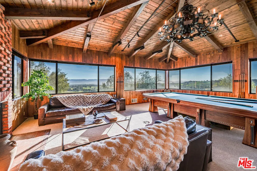 2975 Calle Bonita Santa Ynez, CA 93460