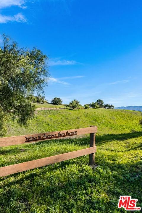 2975 Calle Bonita Santa Ynez, CA 93460