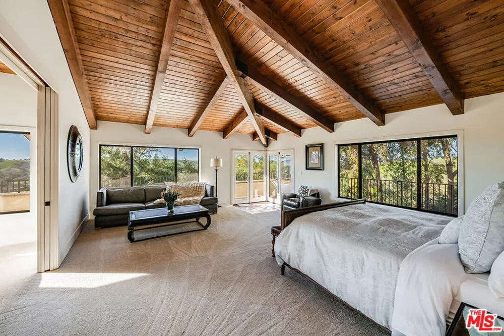 2975 Calle Bonita Santa Ynez, CA 93460