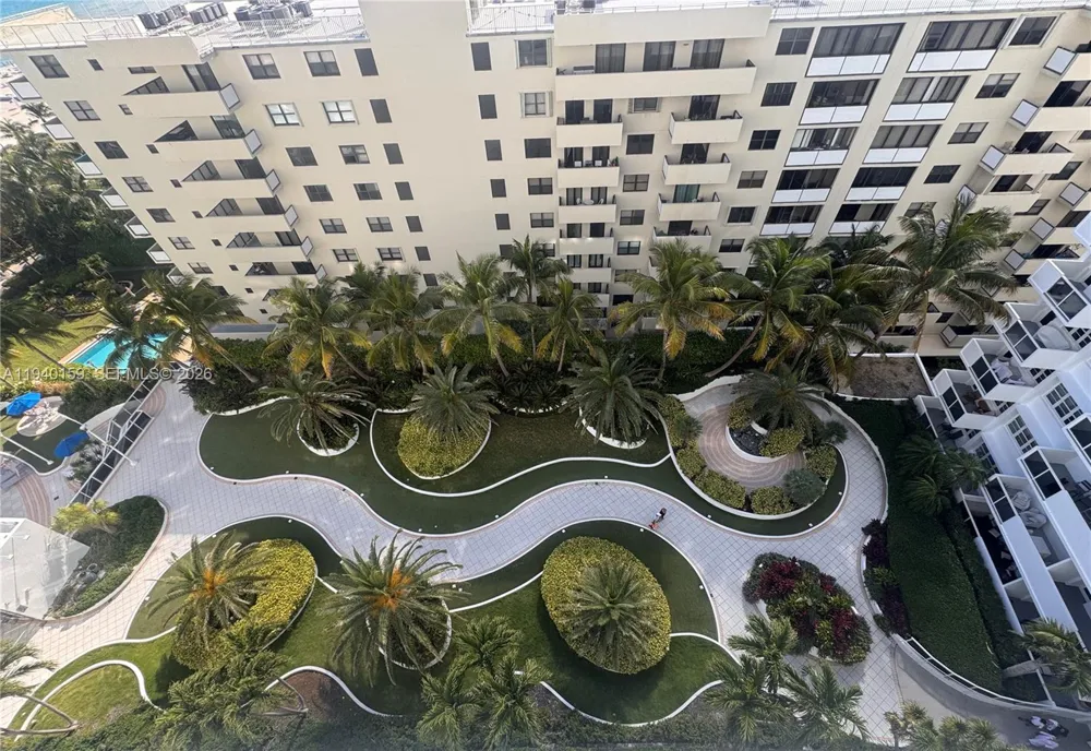 100 Lincoln Rd #1230 Miami Beach, FL 33139