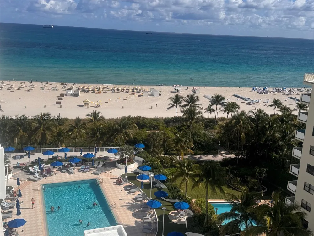 100 Lincoln Rd #1230 Miami Beach, FL 33139