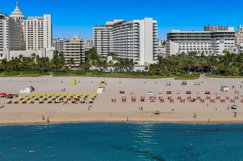 100 Lincoln Rd #1230 Miami Beach, FL 33139