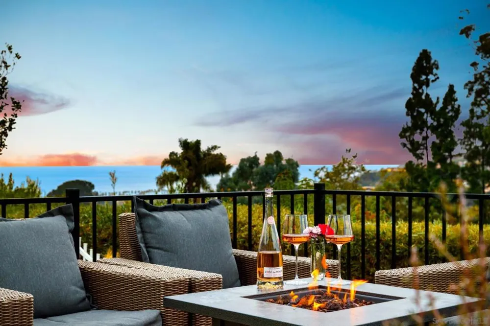 7806 Via Capri La Jolla, CA 92037