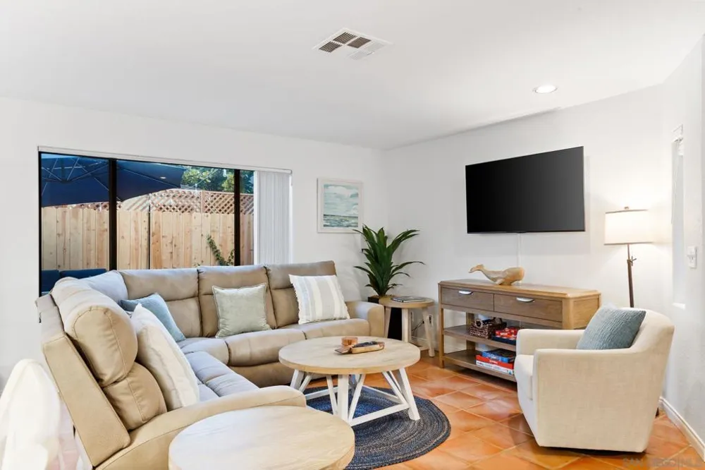 721 Glenview La Jolla, CA 92037
