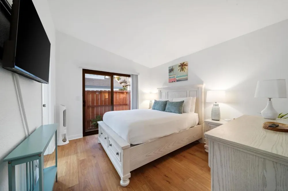 721 Glenview La Jolla, CA 92037