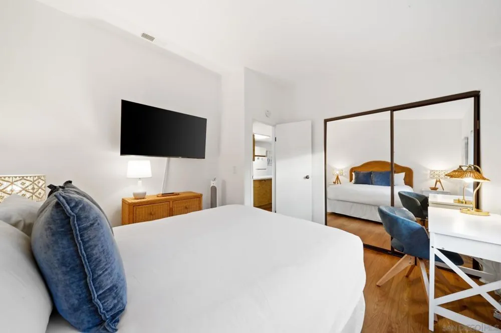 721 Glenview La Jolla, CA 92037