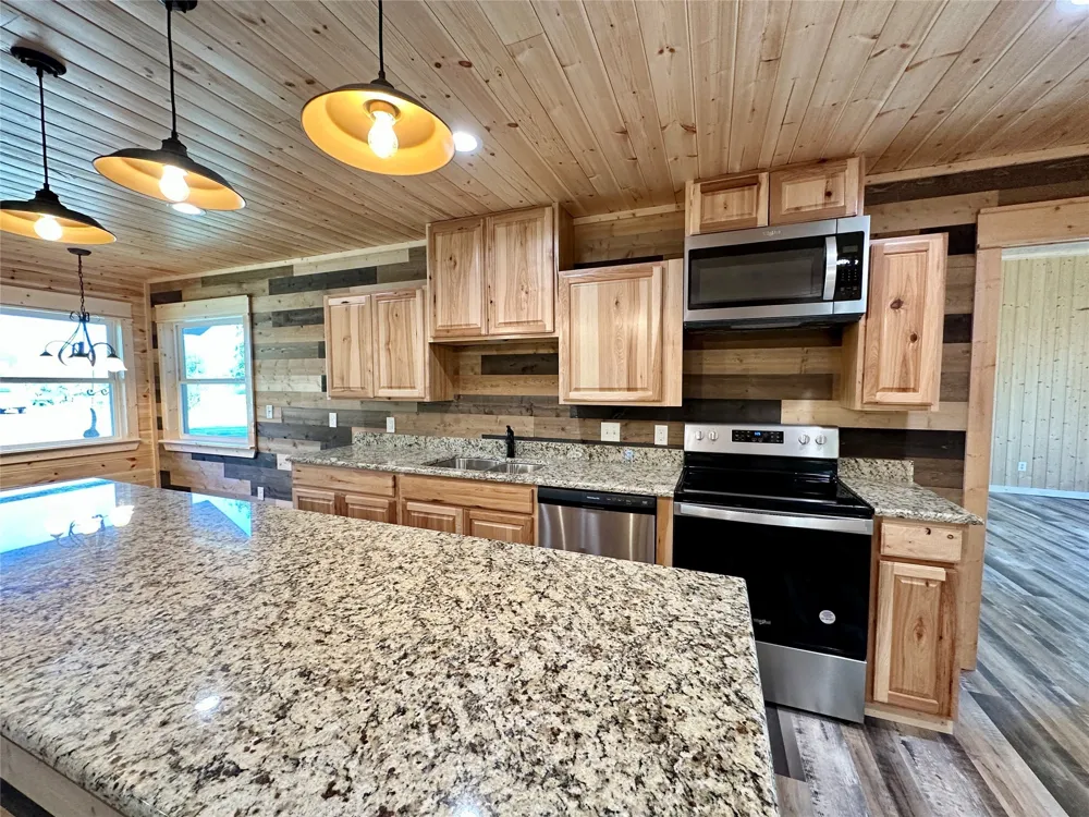 716 Mesquite Street Hico, TX 76457