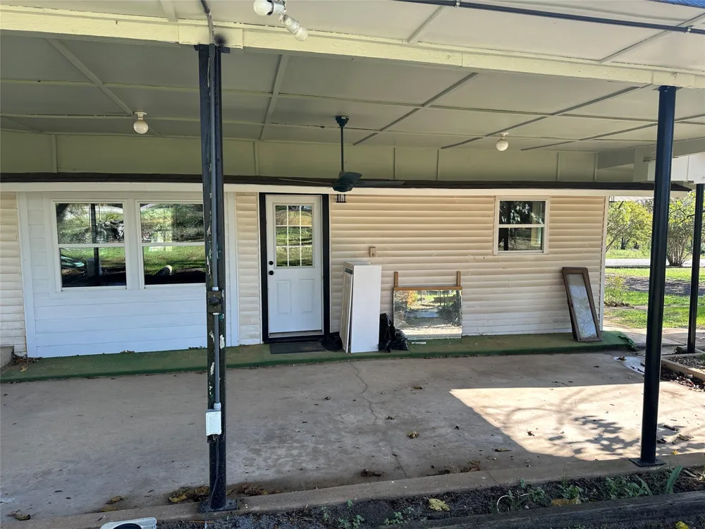 716 Mesquite Street Hico, TX 76457