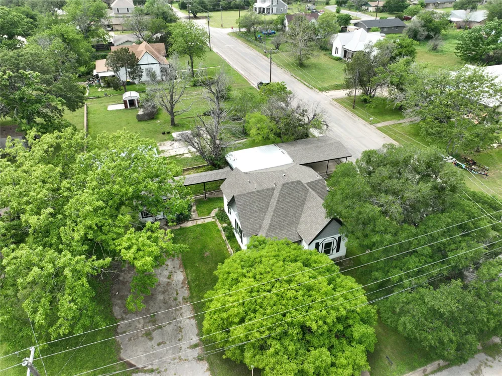 716 Mesquite Street Hico, TX 76457