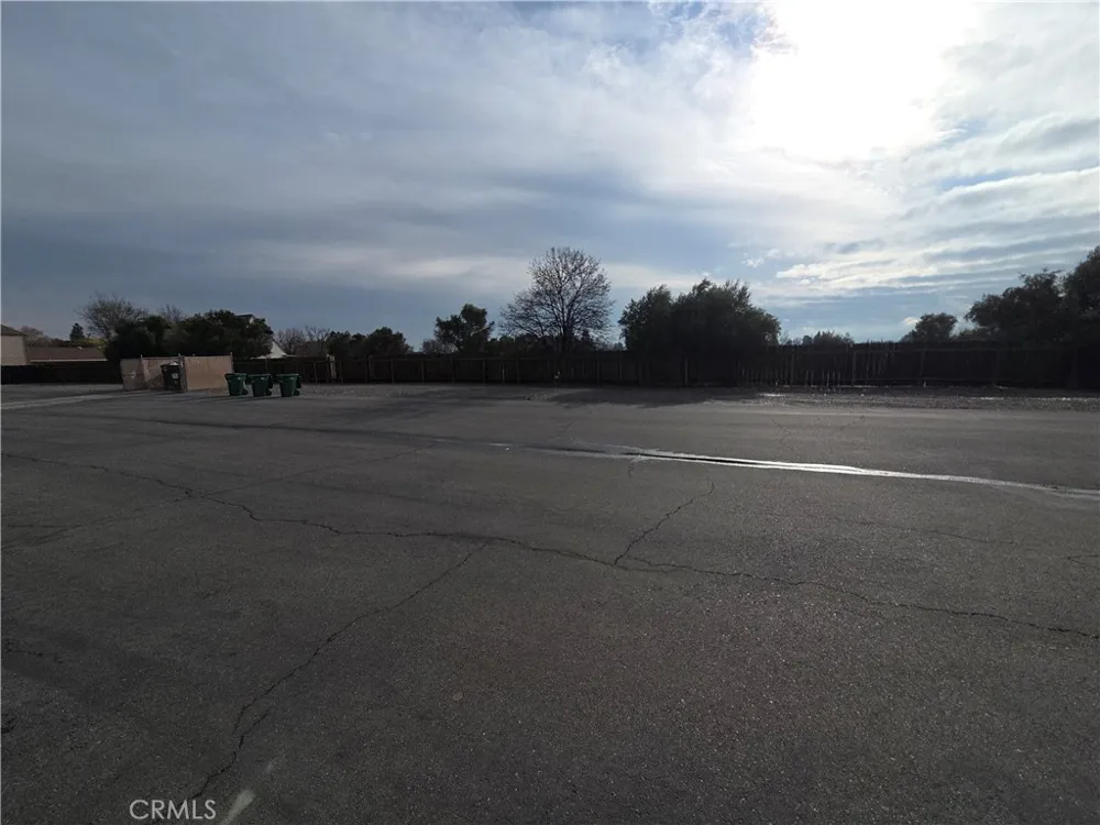 633 North Street Corning, CA 96021