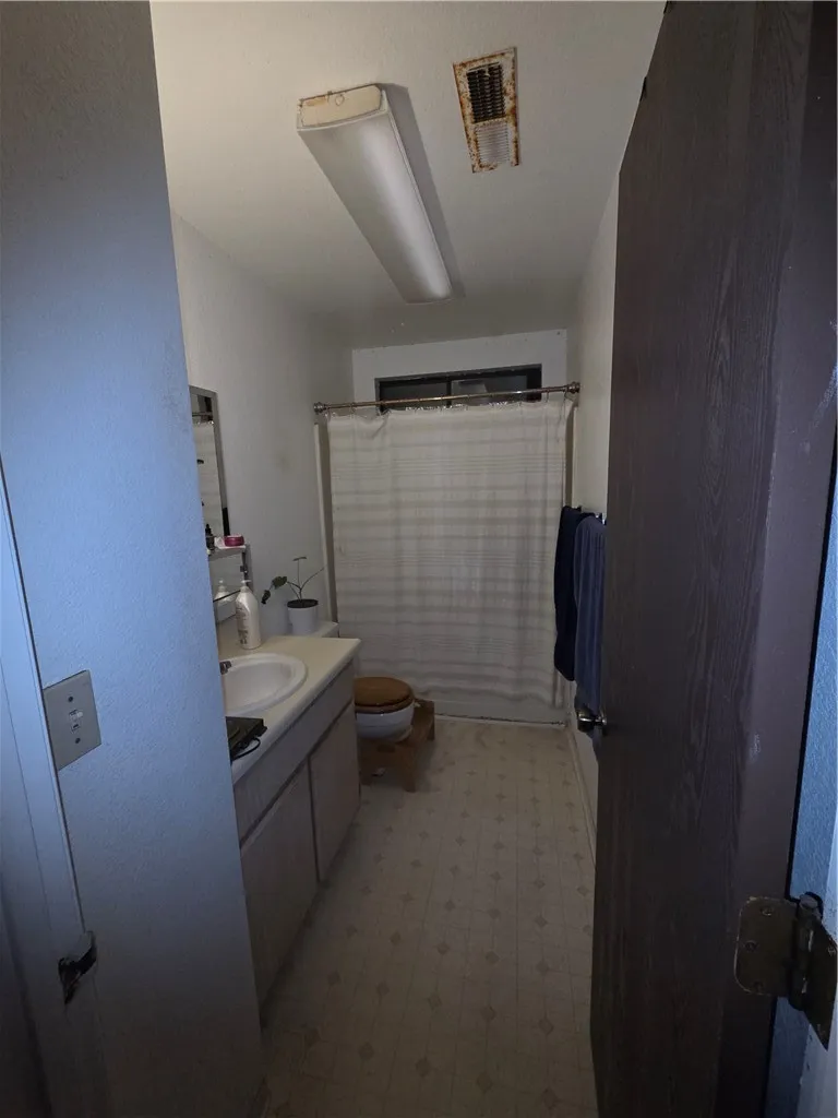 633 North Street Corning, CA 96021