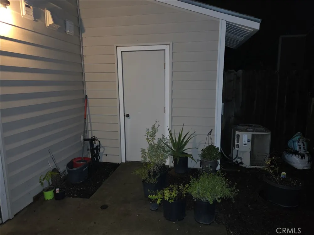 633 North Street Corning, CA 96021