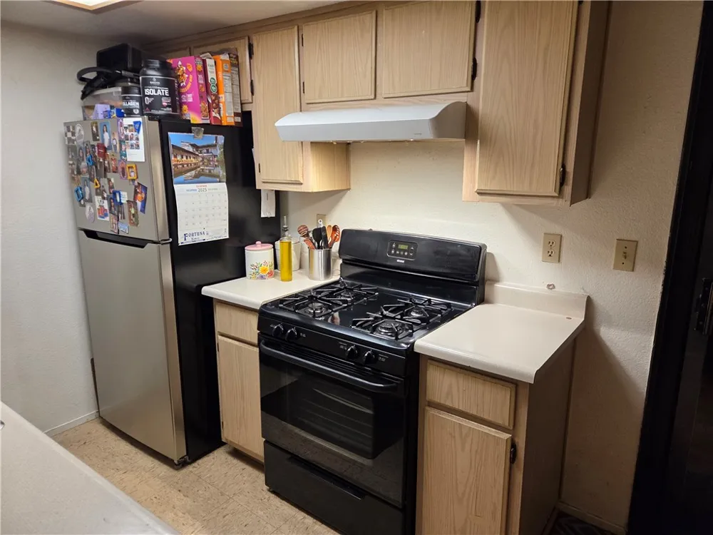 633 North Street Corning, CA 96021