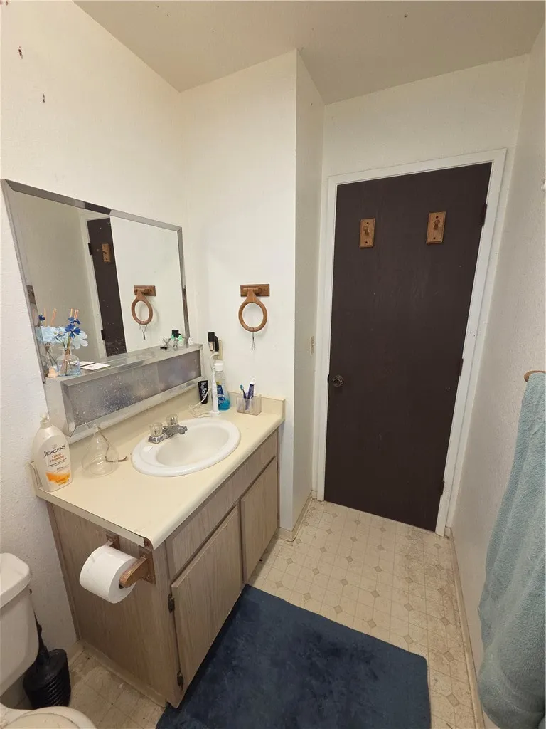 635 North Street Corning, CA 96021