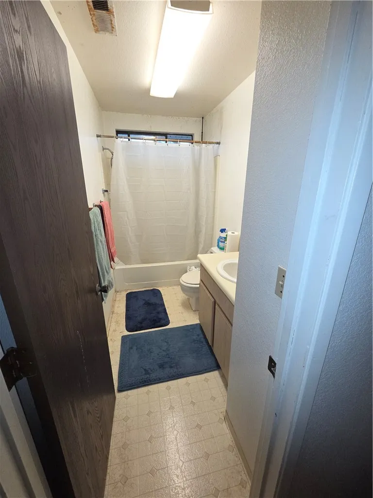 635 North Street Corning, CA 96021