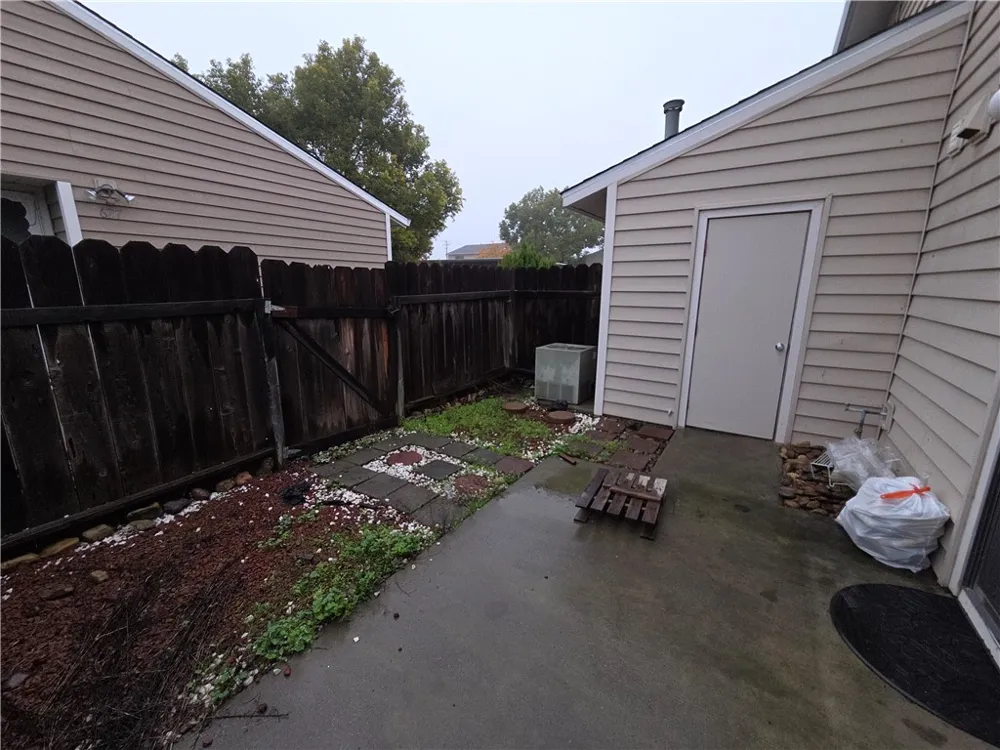635 North Street Corning, CA 96021