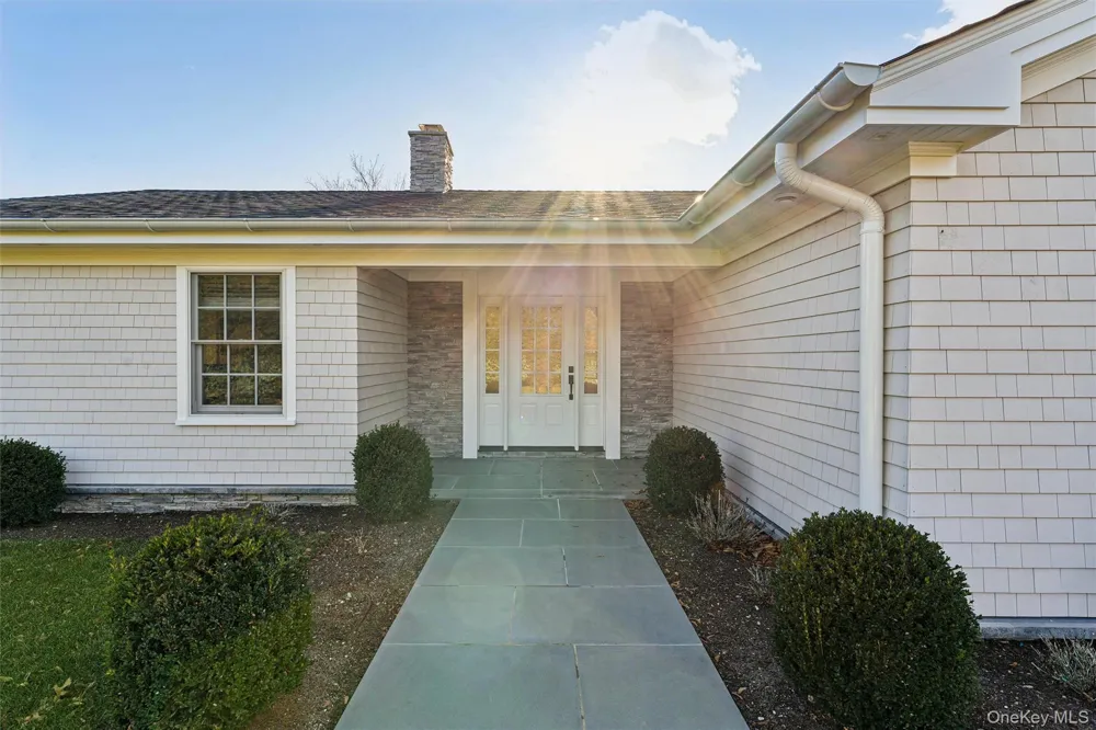 275 Mill Road Westhampton Beach, NY 11978